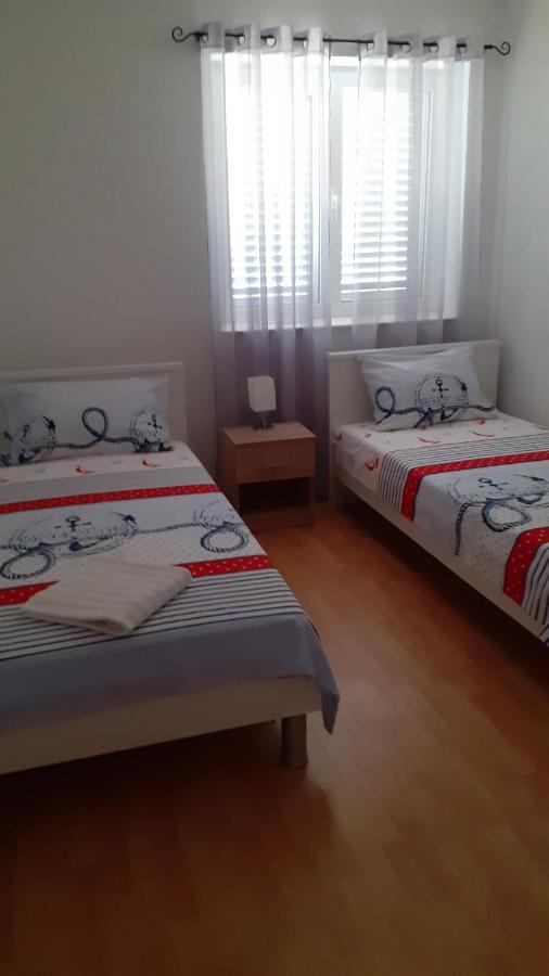 Apartman Nina Vodice Eksteriør bilde